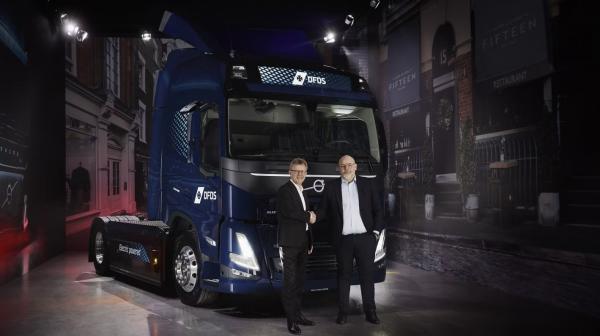 Volvo riceve un ordine per 100 camion elettrici da DFDS